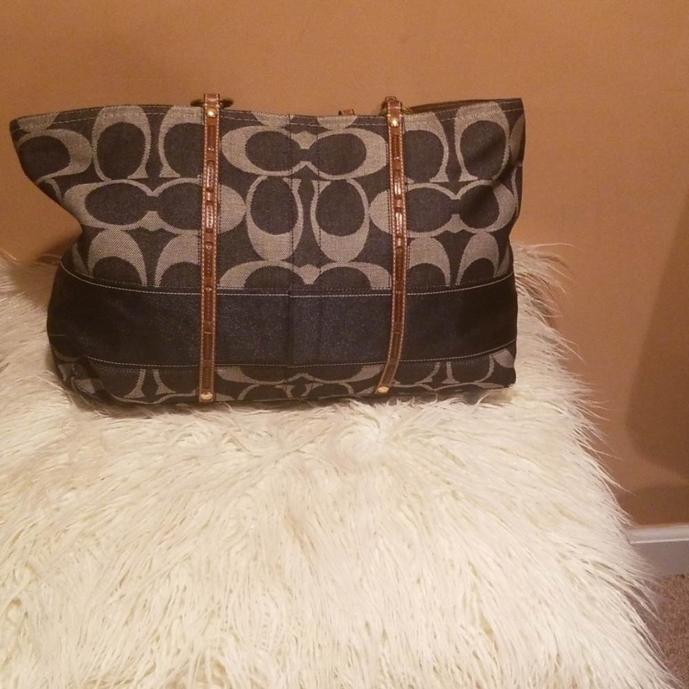 Coach large tote